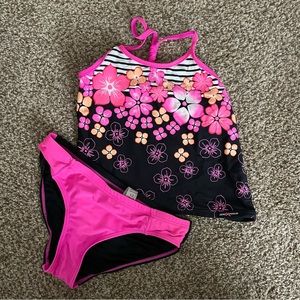 ZeroXposur, Girls Size 12, Black/Pink Floral Tankini